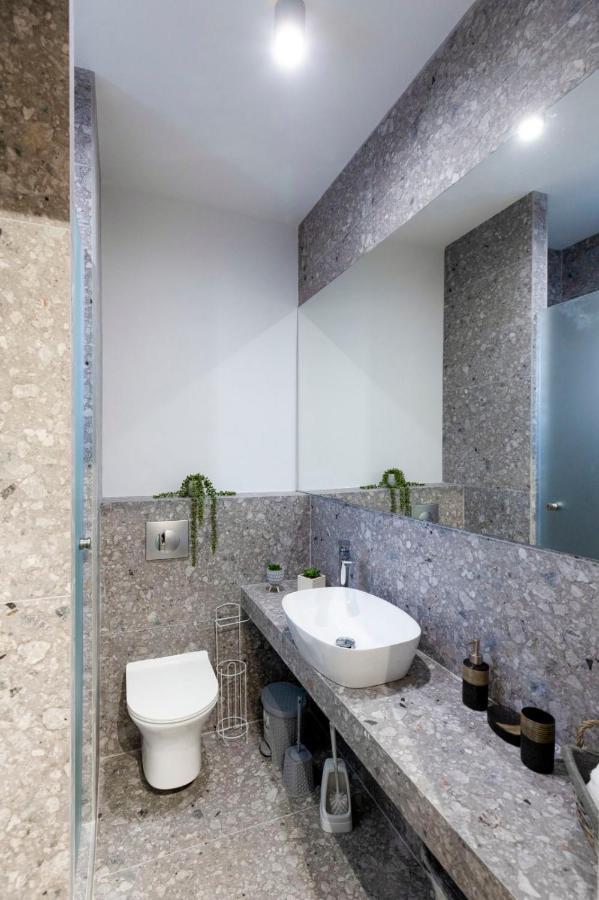 Twinstars Superior Apartment 基拉奇尼 外观 照片
